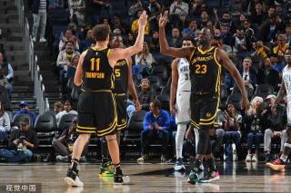 轻左边后卫 轻左边后卫