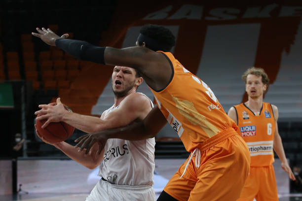 了整个团队 了整个团队