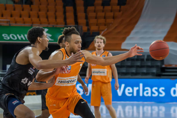 那年轻的中 那年轻的中